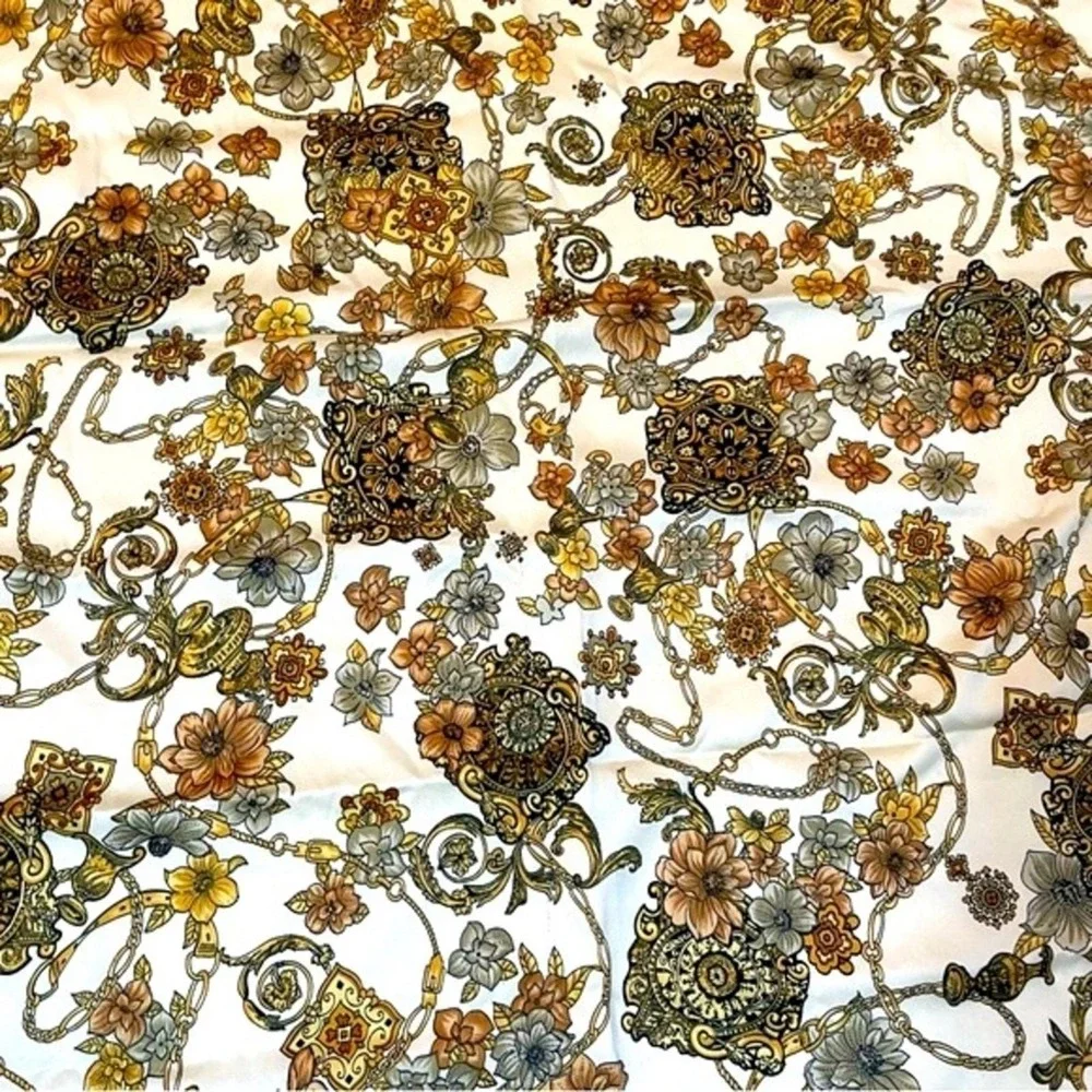 VTG Baroque Floral Chain Scarf Womens Cream Gold Classic Equestrian Cottagecore